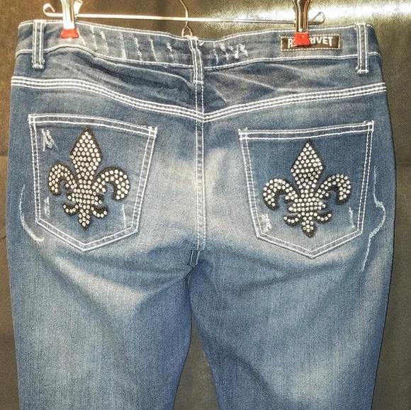 Jeans~ Red Rivet - Picture 5 of 6